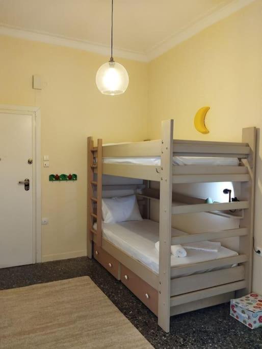 Vicky'S Central Apartment Corinth Luaran gambar