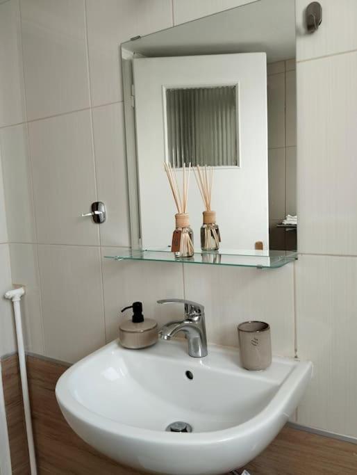 Vicky'S Central Apartment Corinth Luaran gambar